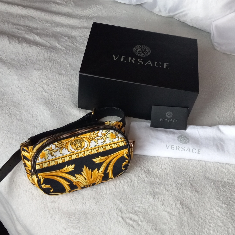 BRAND NEW VERSACE BELT BAG!!!